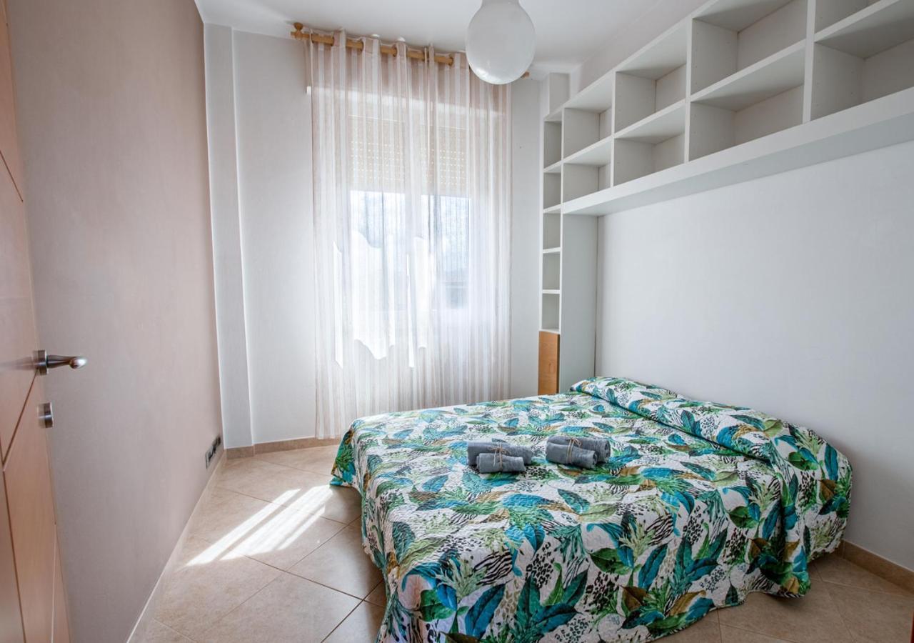 Апартаменты Luxury House Near Train Station Ливорно Экстерьер фото