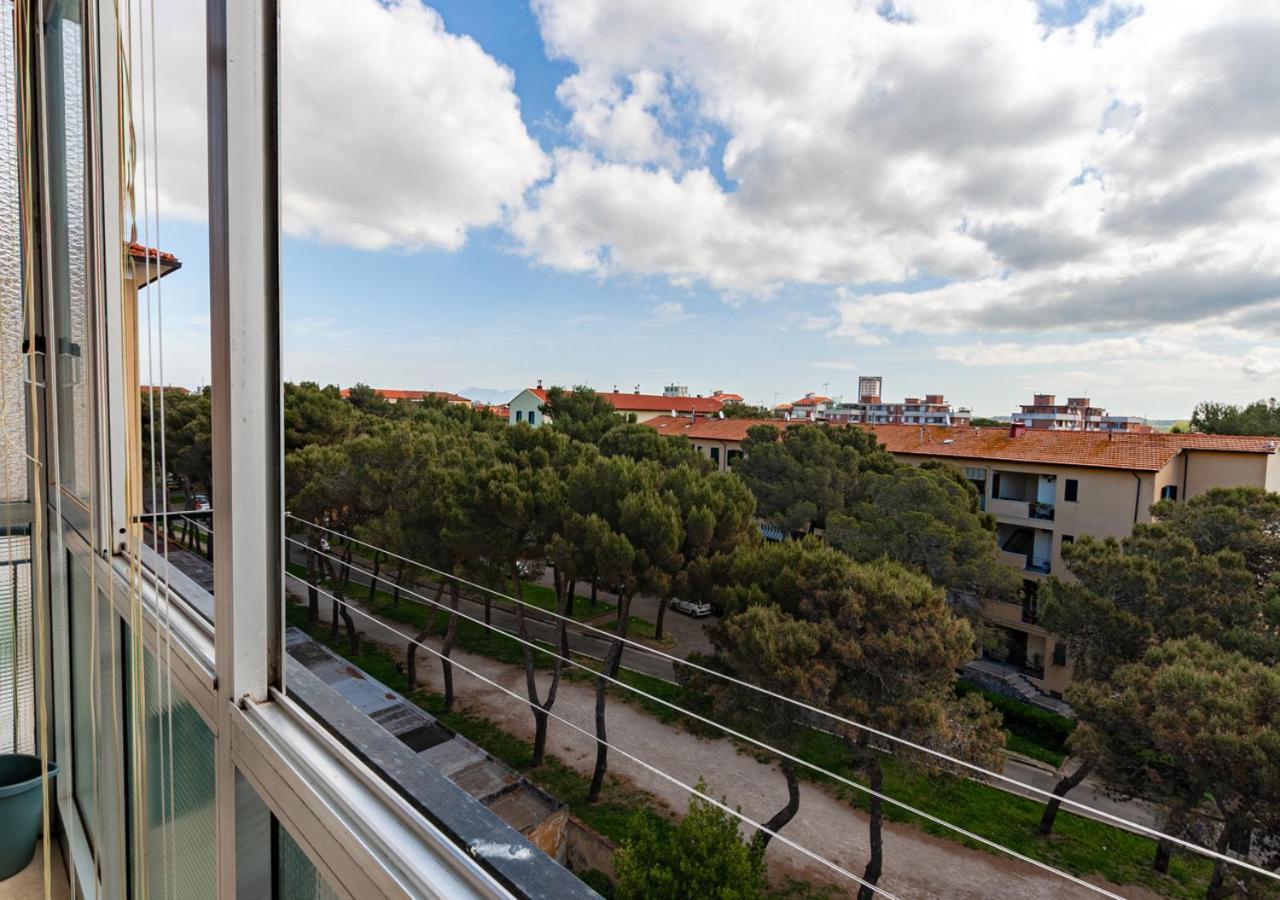 Апартаменты Luxury House Near Train Station Ливорно Экстерьер фото